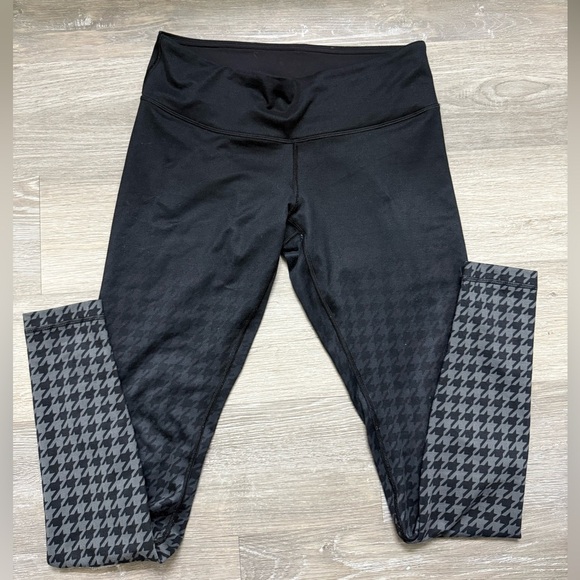 Lululemon Wunder Under Pant Full-On Luon Womens 8 
Giant Houndstooth Dip Dye - Picture 13 of 14